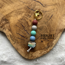 Load image into Gallery viewer, Book Lovers Keychain
