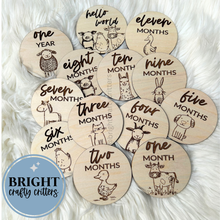 Load image into Gallery viewer, Farm Animals Monthly Milestones Wooden Discs
