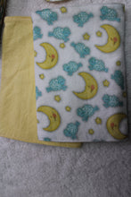 Load image into Gallery viewer, The Sheep jumped over the moon | Gender Neutral | Blanket Bib Burp Cloth Set
